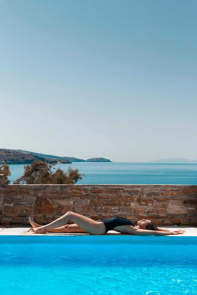 pool-hotel-in-andros-1